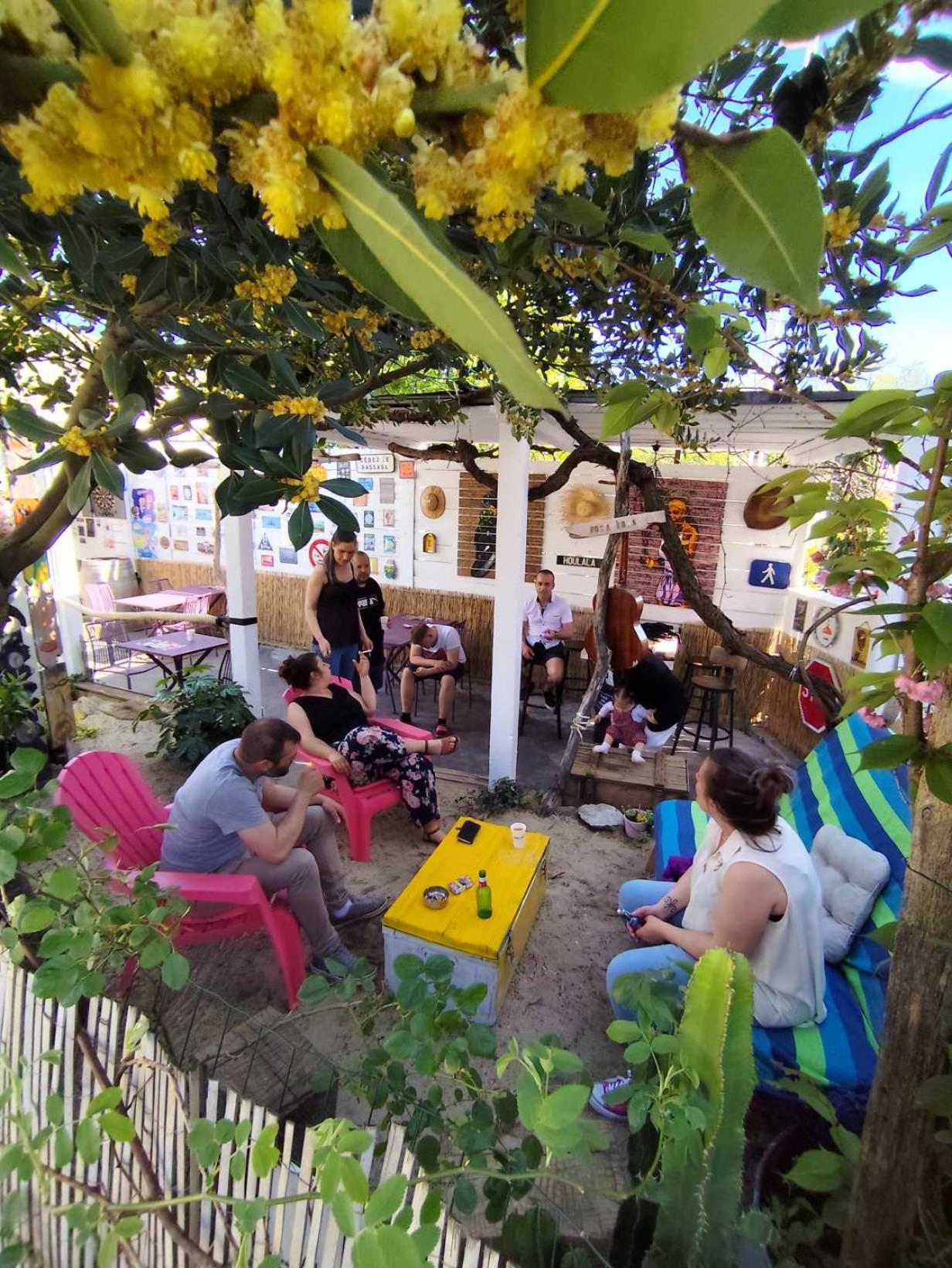 Houlala - Relais D'Etape - Chambres D'Hotes Pont-Eveque Luaran gambar
